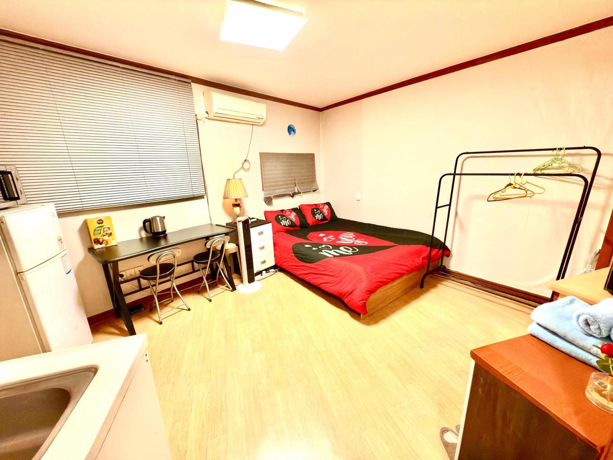 Private 1 Seoul